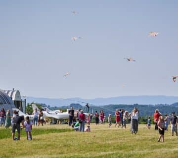 Djecja zmajada na Terezijani 3 360x320