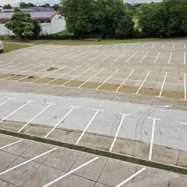 OBAVIJEST POSJETITELJIMA – PARKING 30. TEREZIJANE - 2 OBAVIJEST POSJETITELJIMA – PARKING 30 TEREZIJANE 2